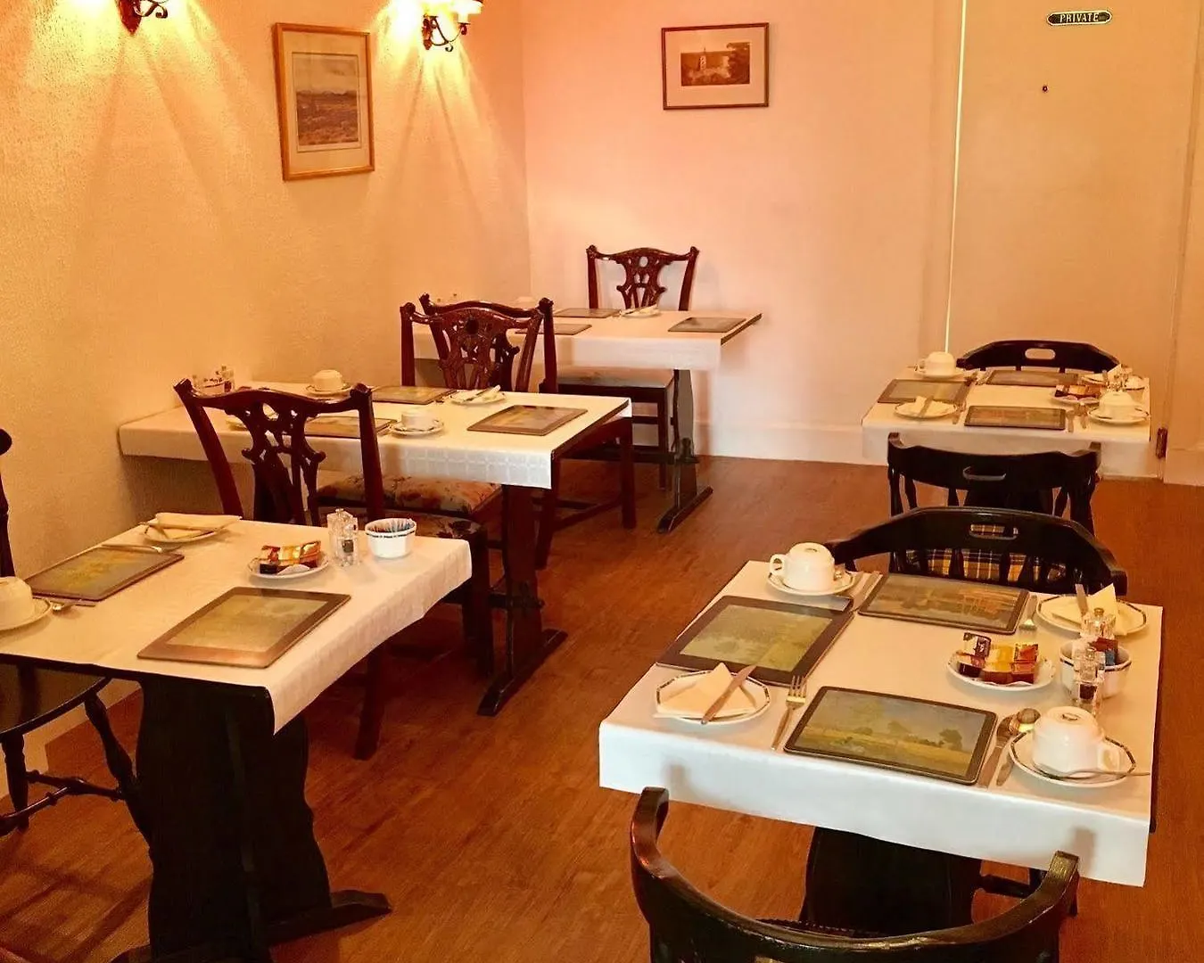 Affittacamere Hotel Dorstan House Edimburgo