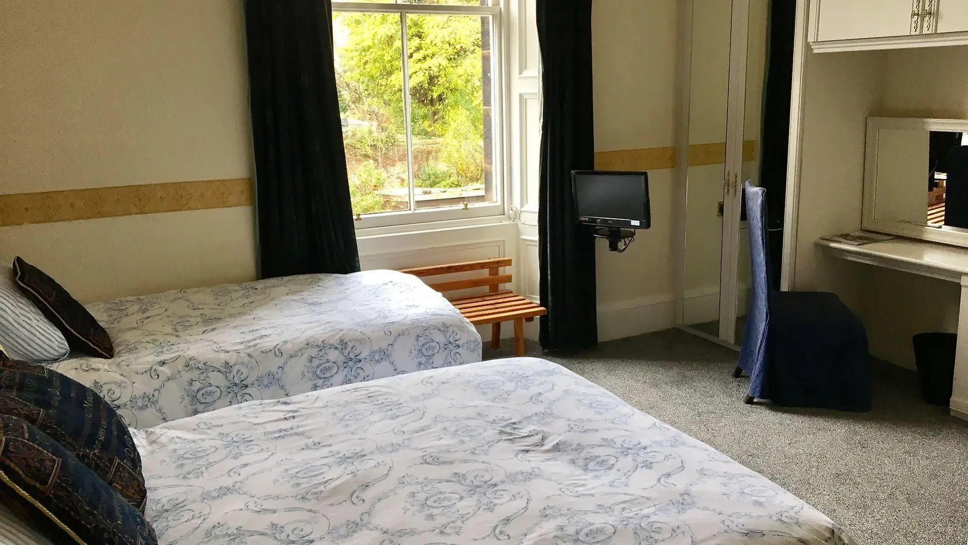 *** Guest house Dorstan House Hotel Edinburgh United Kingdom