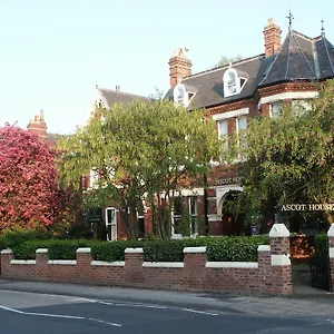 Ascot House 4* York